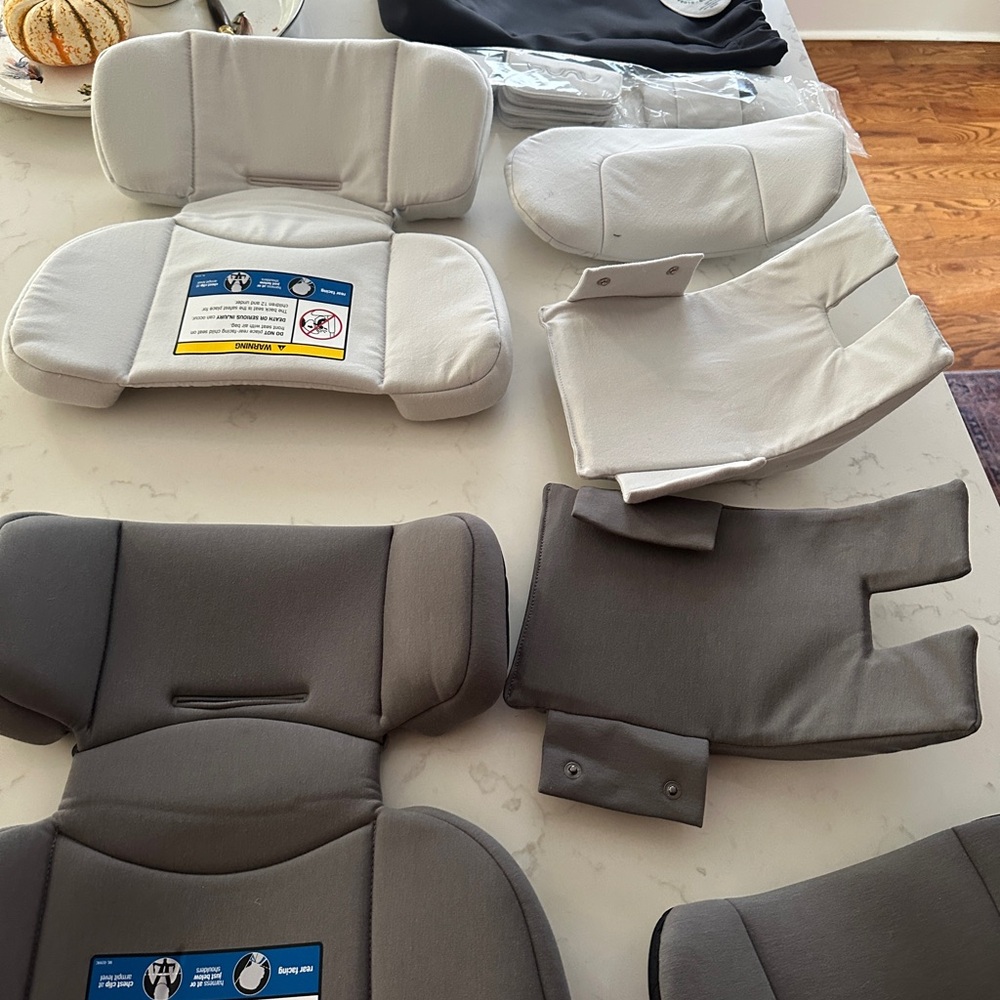 Nuna Revv Infant Inserts - New